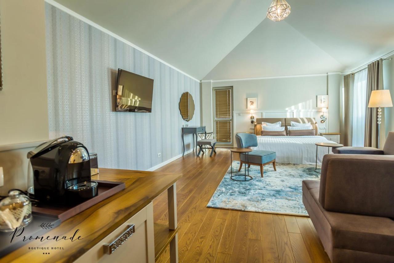 Hotel Residence Promenade Бургас Экстерьер фото Suite