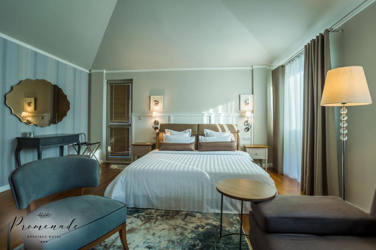 Hotel Residence Promenade Бургас Экстерьер фото Deluxe Room