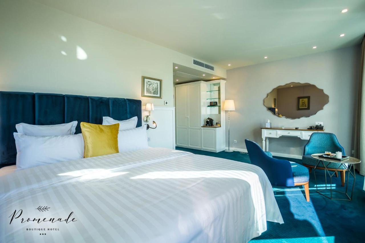 Hotel Residence Promenade Бургас Экстерьер фото Deluxe Room